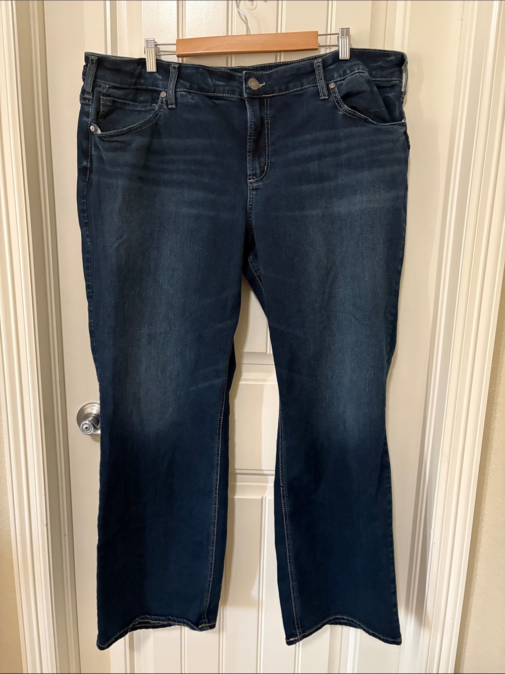 Silver Jeans Dark Blue Bootcut Jeans